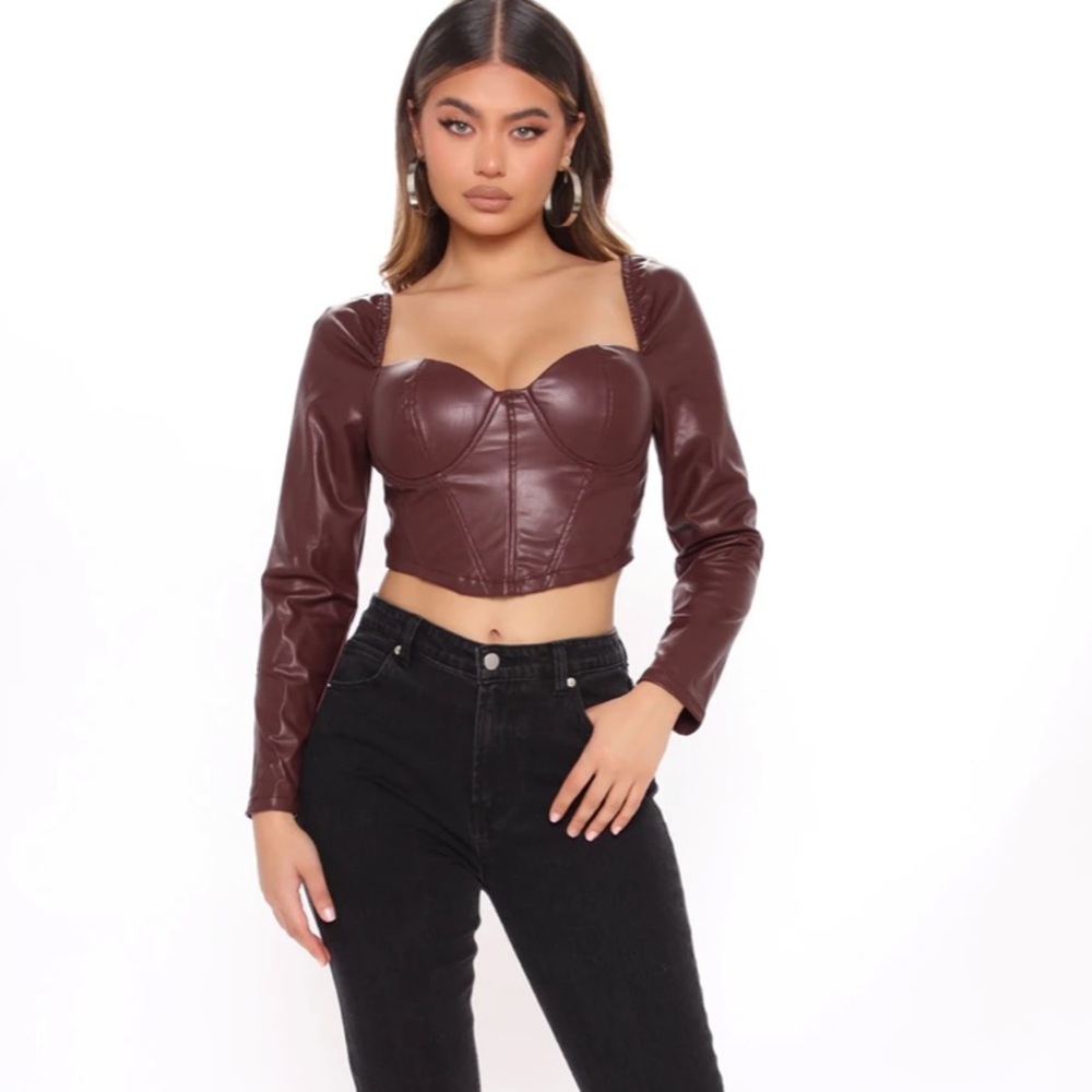 Fashion Nova No bad angles pu top burgundy - Picture 16 of 16